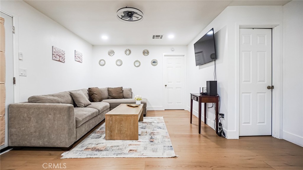 5815 E La Palma 286 Property Photo 4