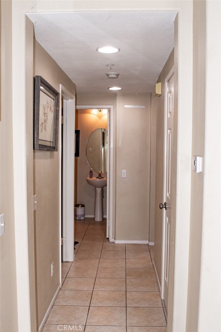 33634 Emerson B Property Photo 10