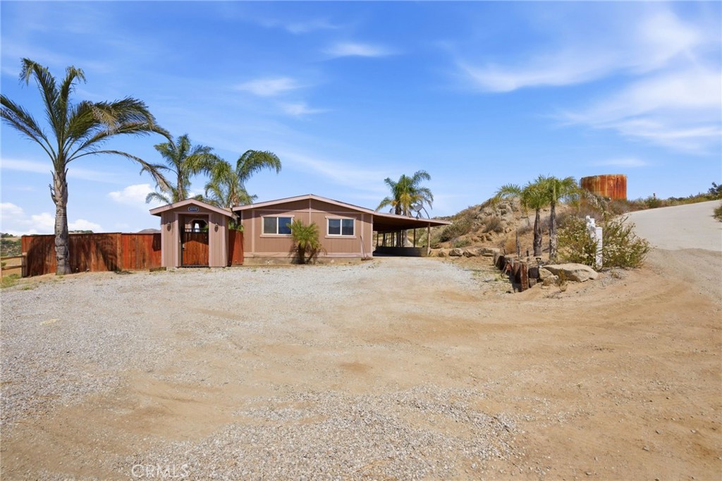 40100 Owl Valley Property Photo 1