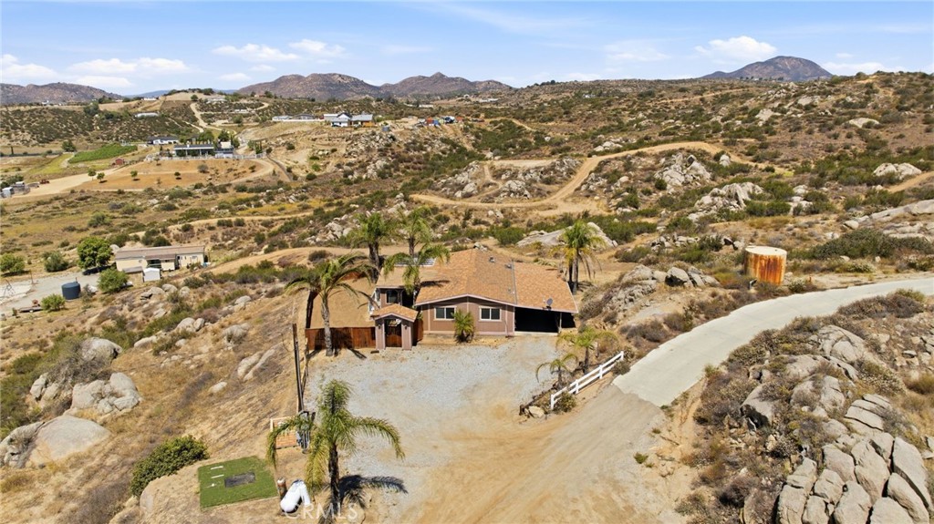 40100 Owl Valley Property Photo 2