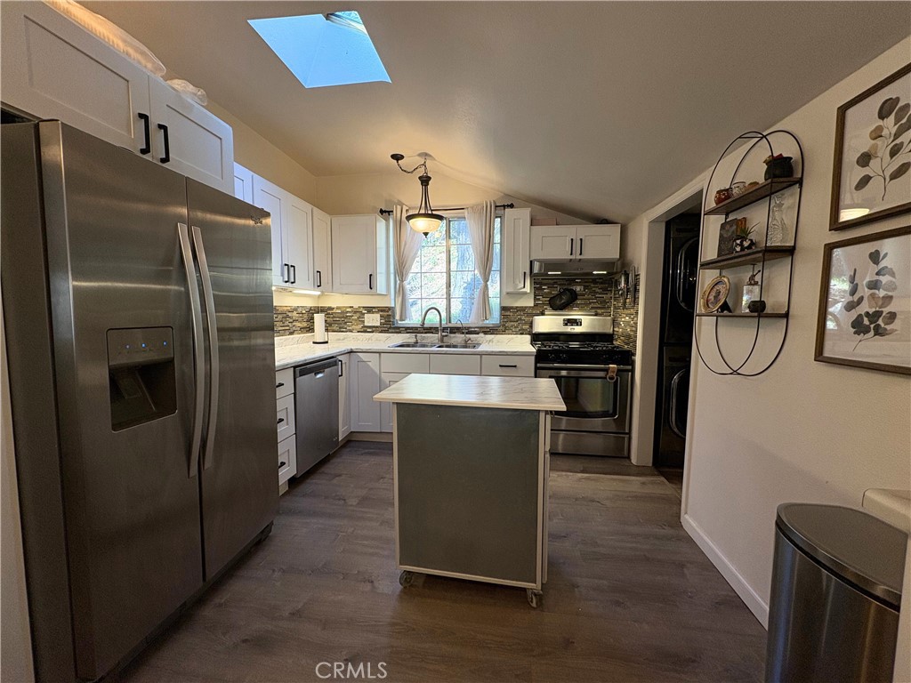 36750 Hilltop Property Photo 8