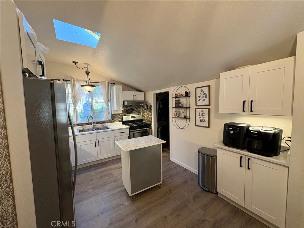 36750 Hilltop Property Photo 10