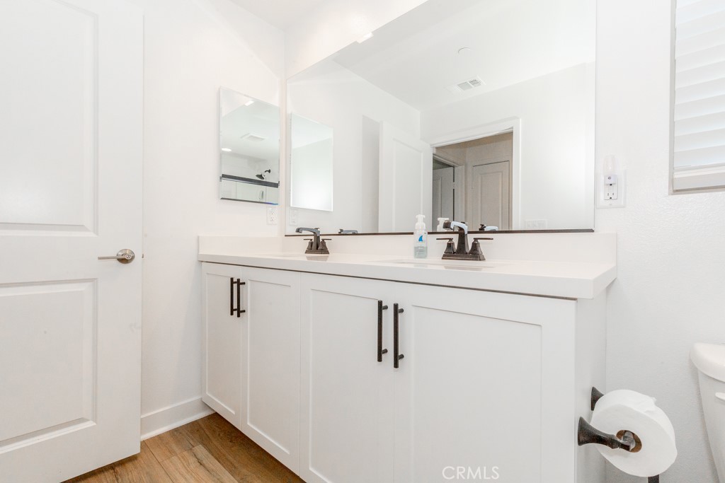 1560 Harmonie Property Photo 17