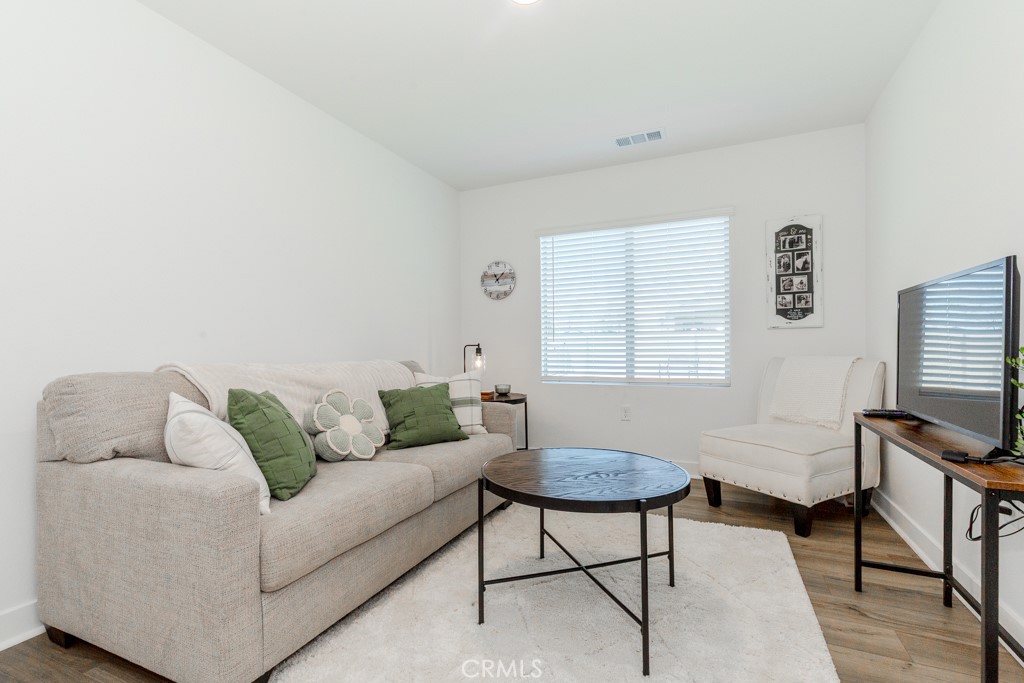 1560 Harmonie Property Photo 19