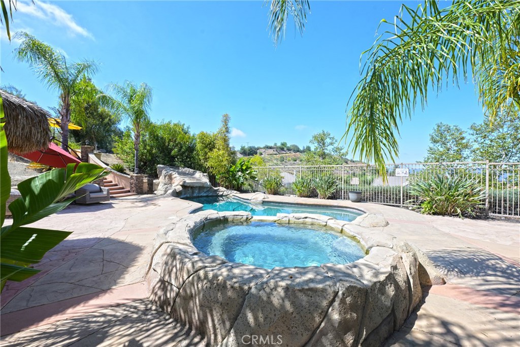26784 Lemon Grass Property Photo 4