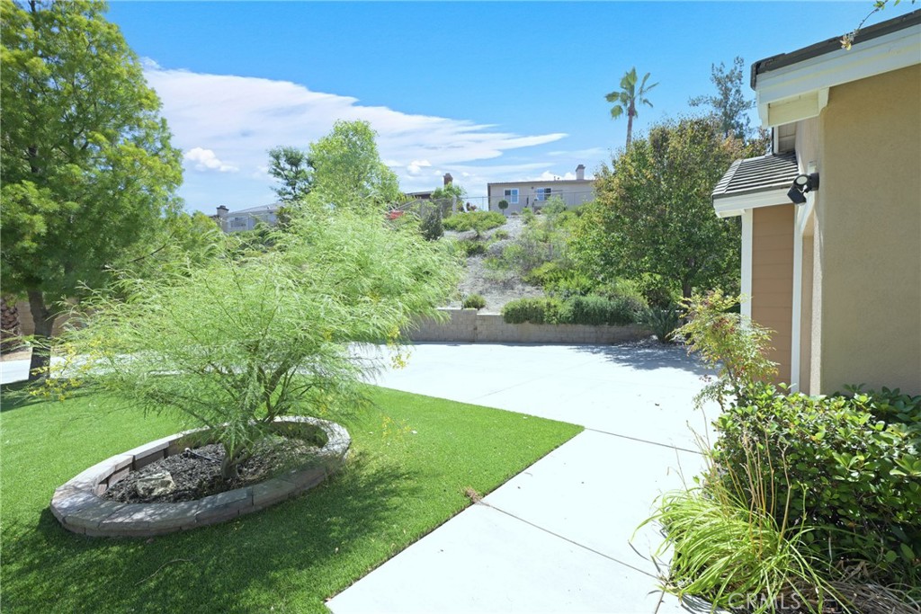 26784 Lemon Grass Property Photo 12