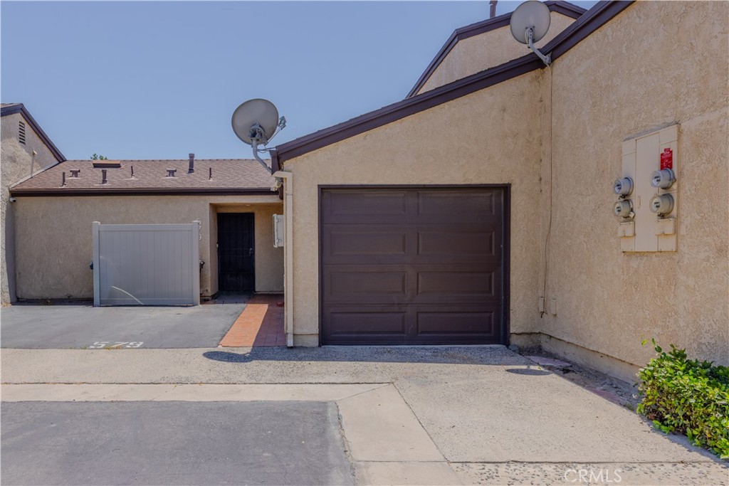 579 Parkview Property Photo 1