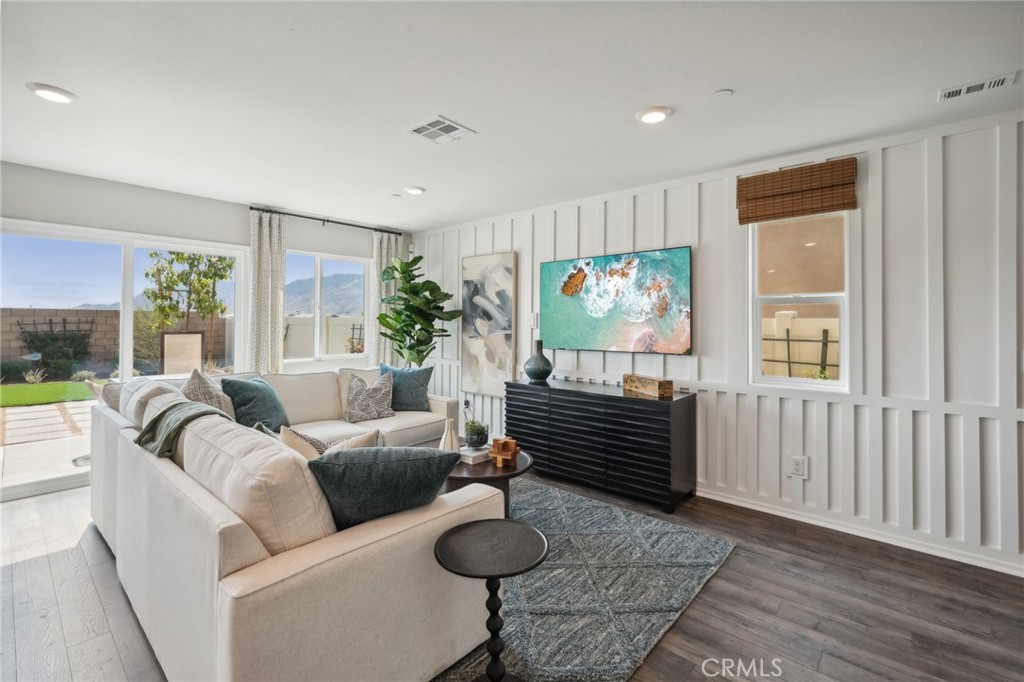 14080 Larissa Street Property Photo 5