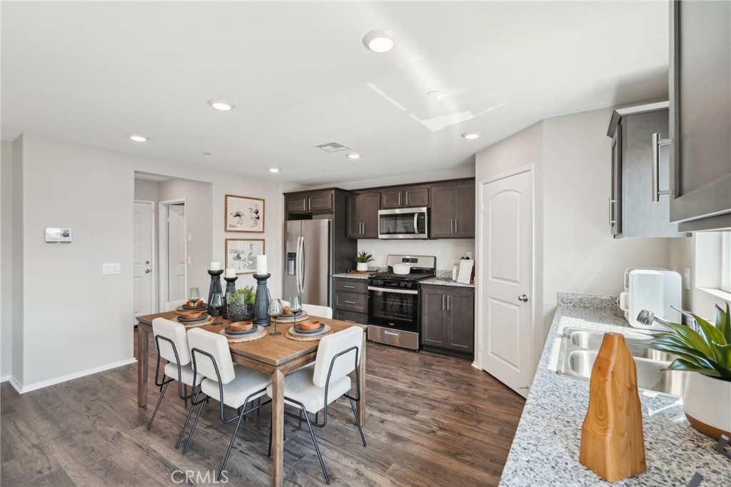 14080 Larissa Street Property Photo 11