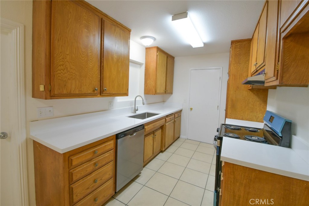 815 Coral Avenue Property Photo 2