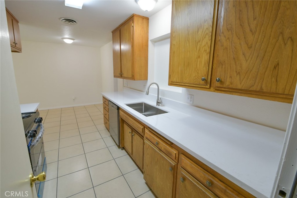815 Coral Avenue Property Photo 4