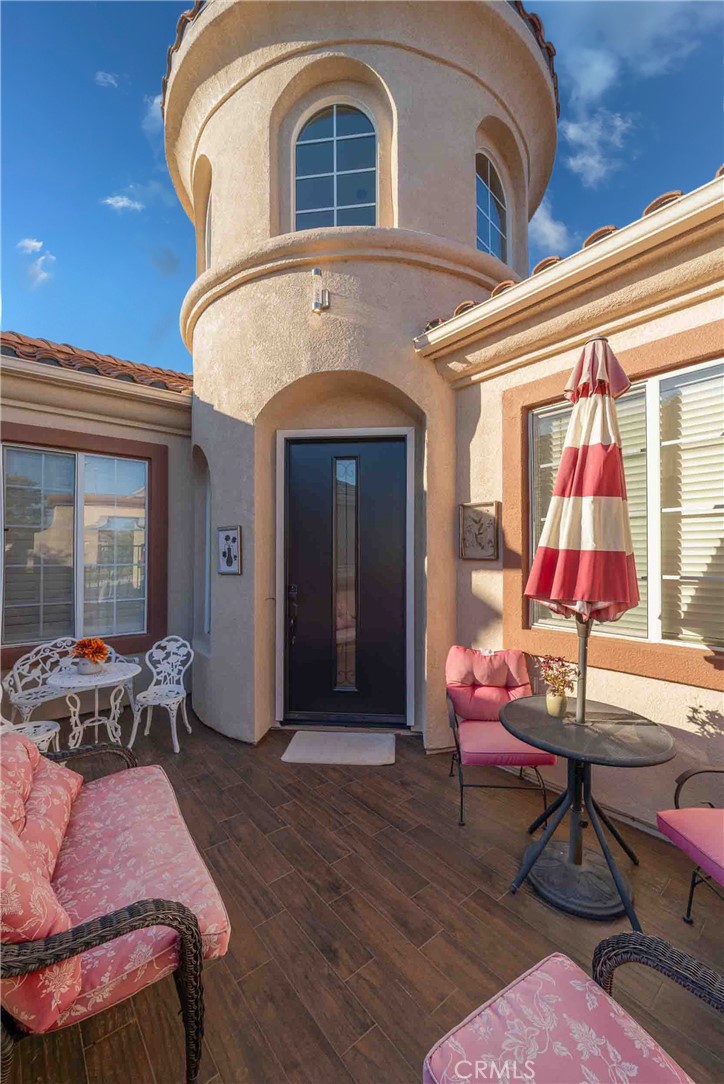 29325 Sparkling Drive Property Photo 4