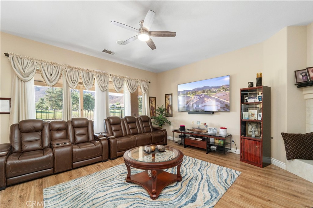 29325 Sparkling Drive Property Photo 11