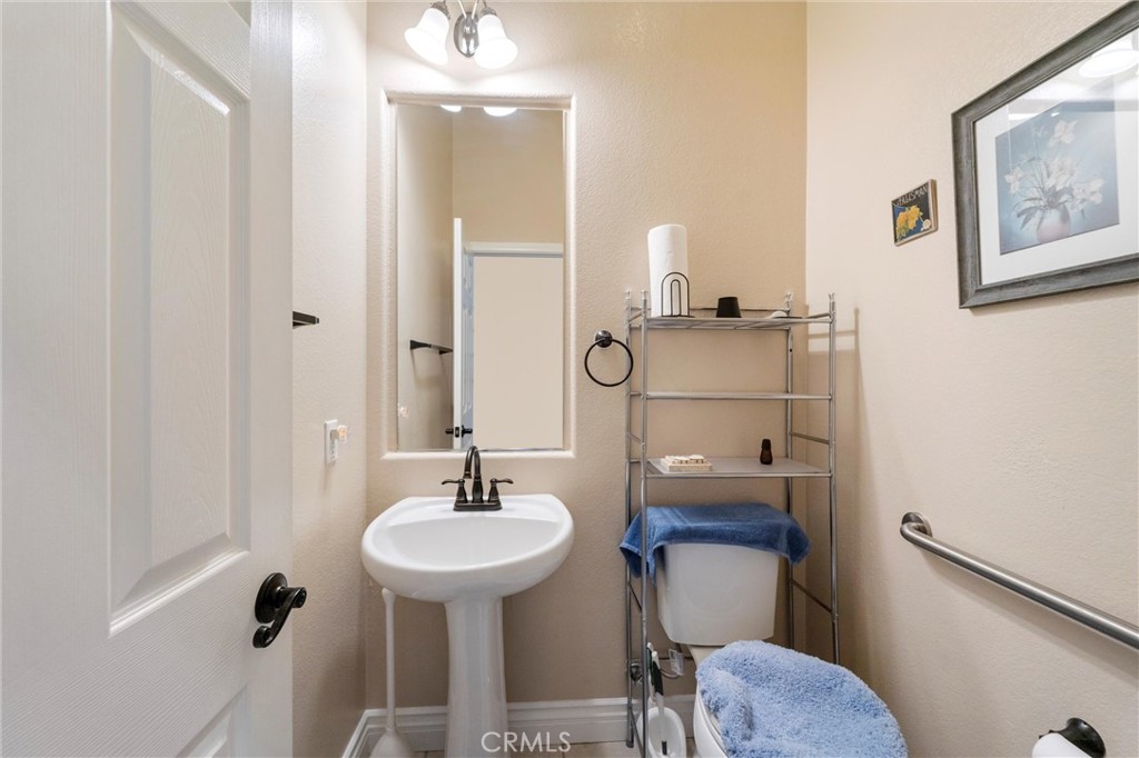 29325 Sparkling Drive Property Photo 17