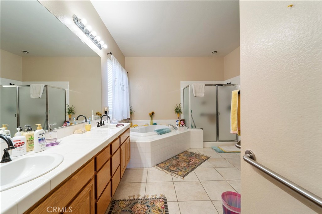 29325 Sparkling Drive Property Photo 20