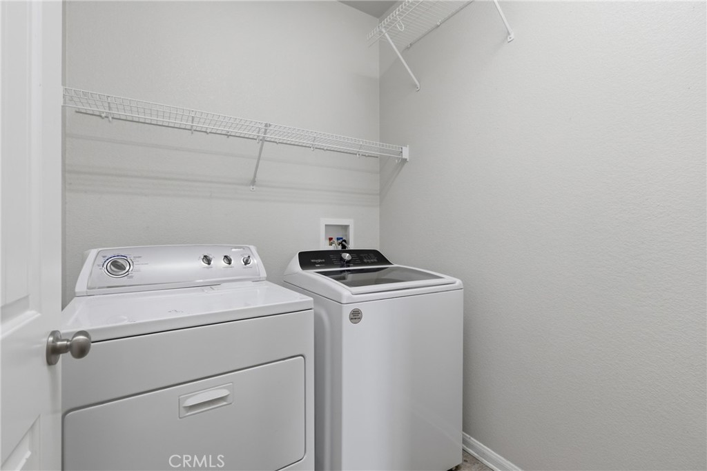 29302 Fall River Property Photo 23