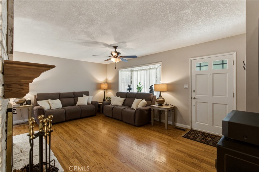 1611 Hillcrest Property Photo 14