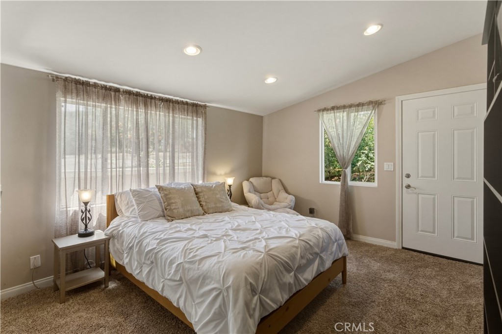 1611 Hillcrest Property Photo 40
