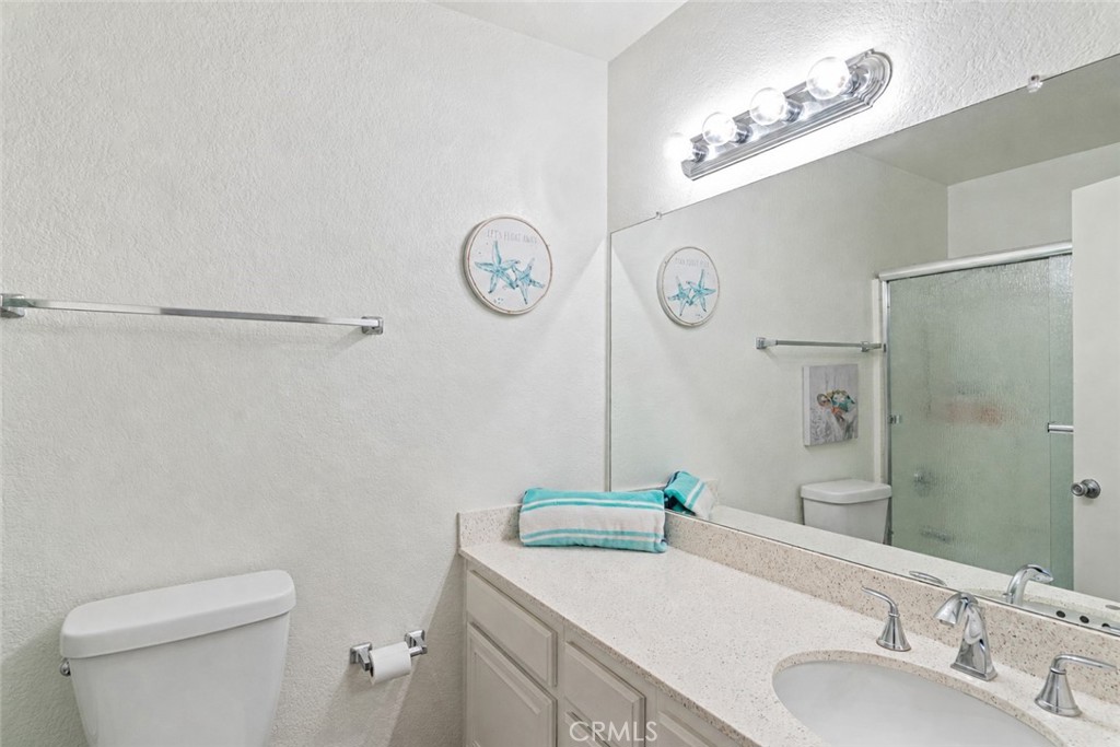1022 Grape Property Photo 11