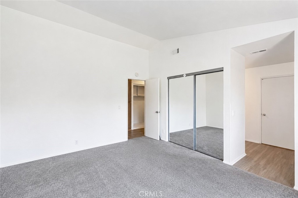 1022 Grape Property Photo 14