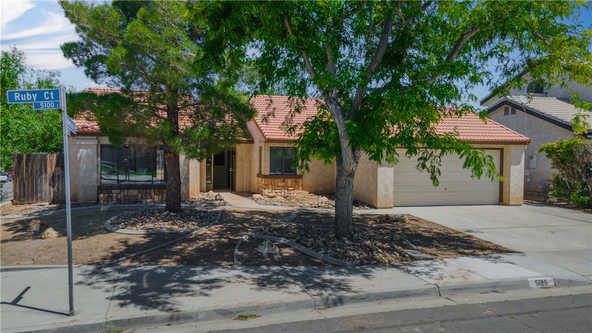 5125 Ruby Court Property Photo 1
