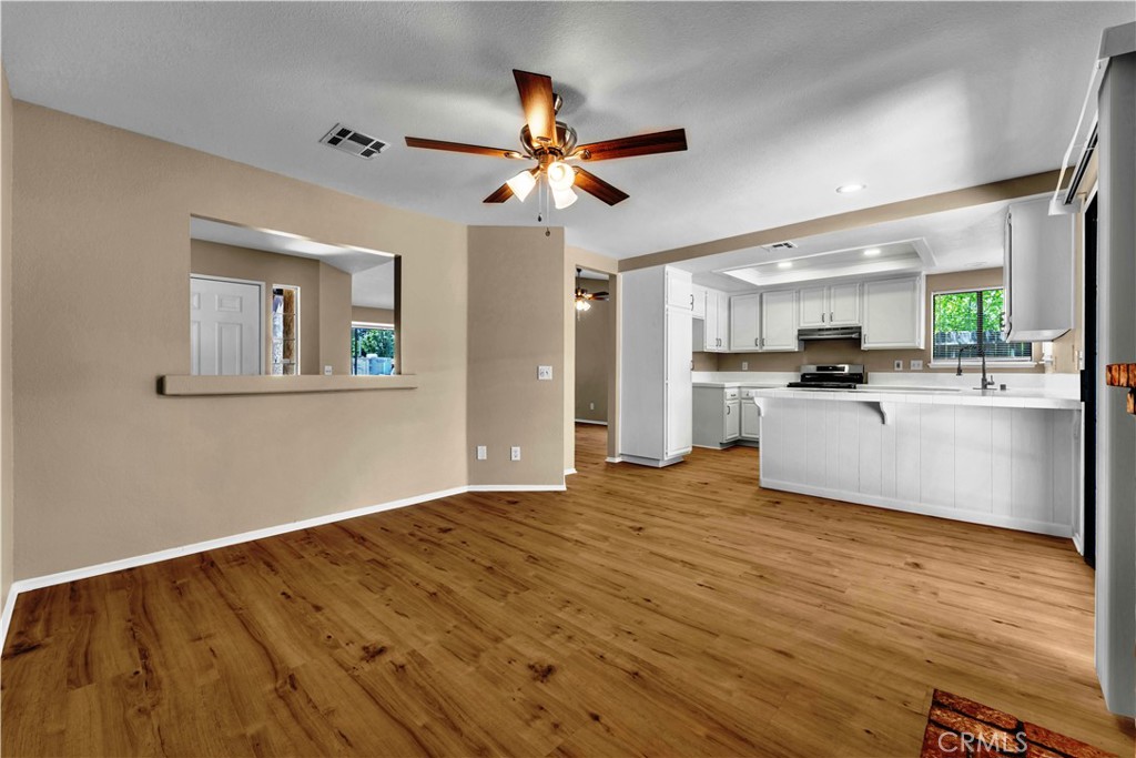 5125 Ruby Court Property Photo 5