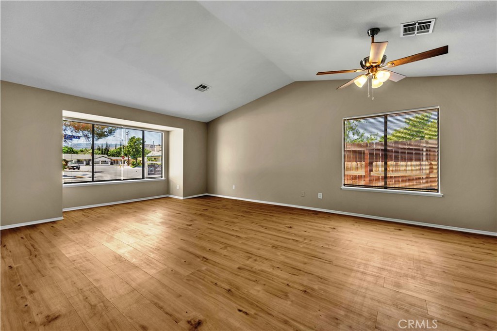 5125 Ruby Court Property Photo 7