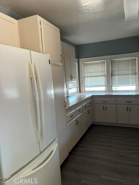 629 E Latham Avenue Property Photo 5