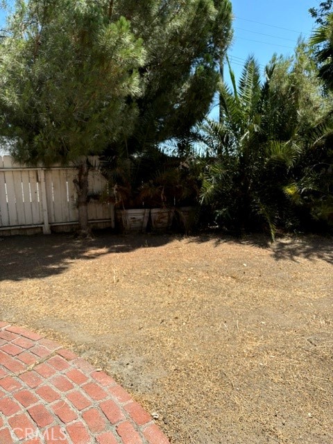629 E Latham Avenue Property Photo 8