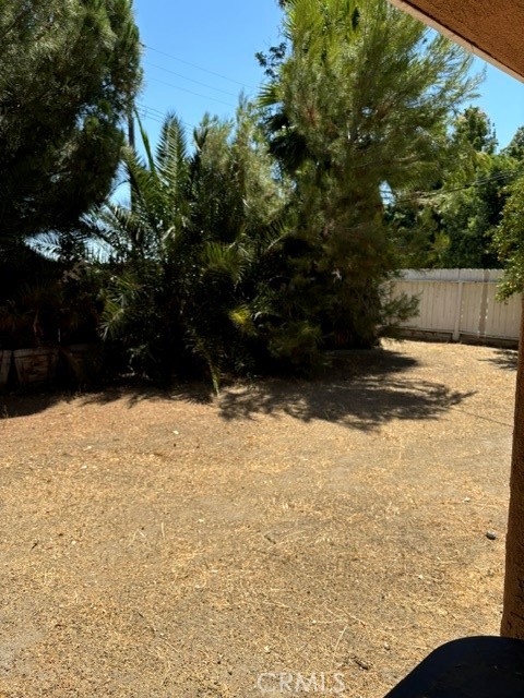 629 E Latham Avenue Property Photo 9