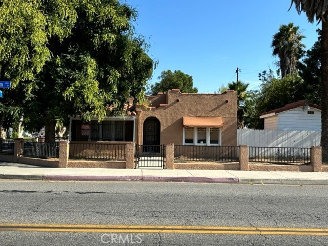 629 E Latham Avenue Property Photo 20