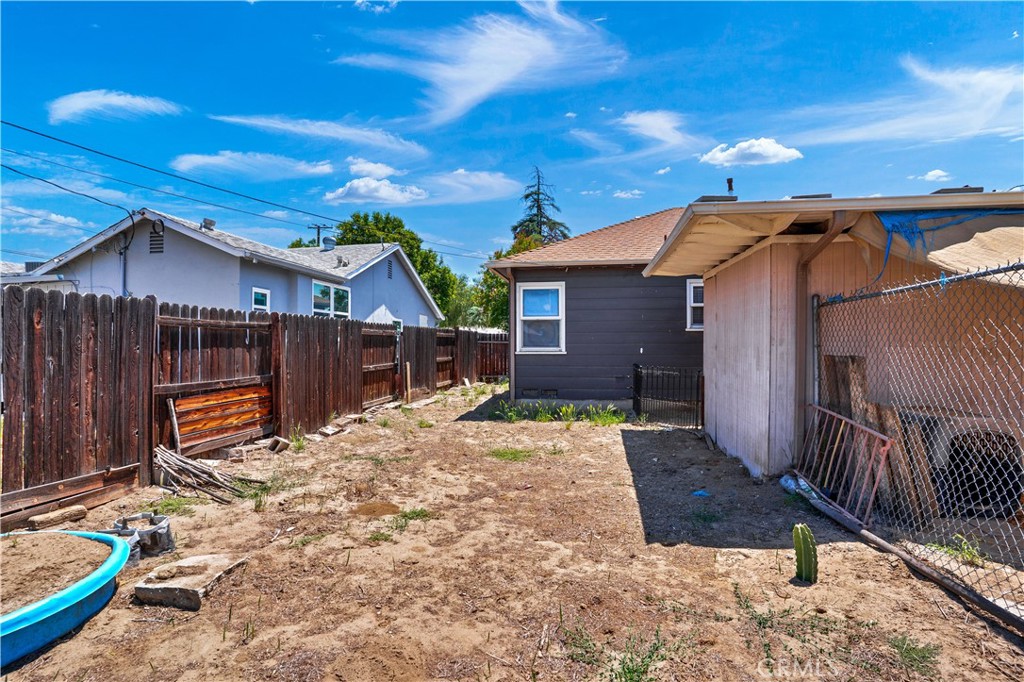 110 Elmwood Property Photo 27