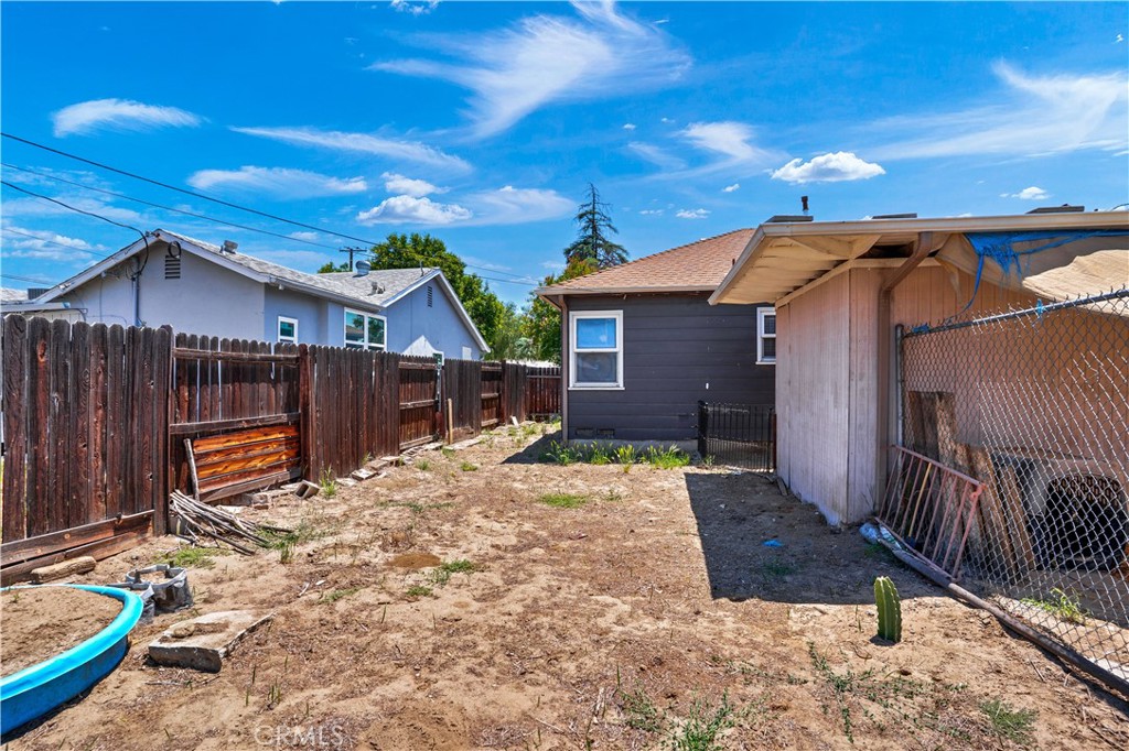 110 Elmwood Property Photo 27