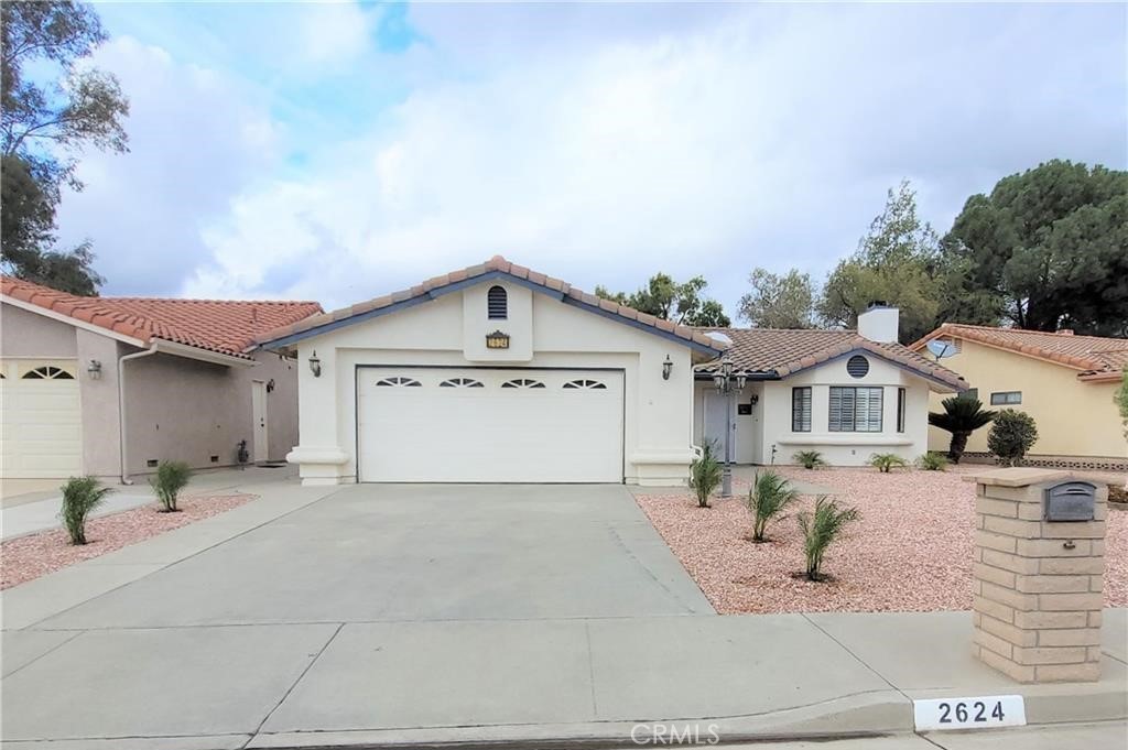 2624 Beech Tree Property Photo 3