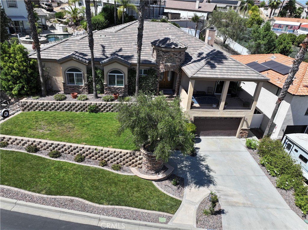 22142 Hoofbeat Property Photo 6