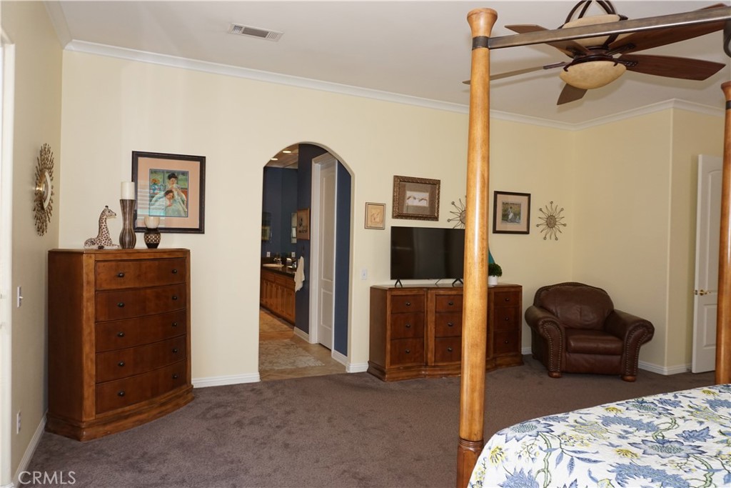 22142 Hoofbeat Property Photo 21