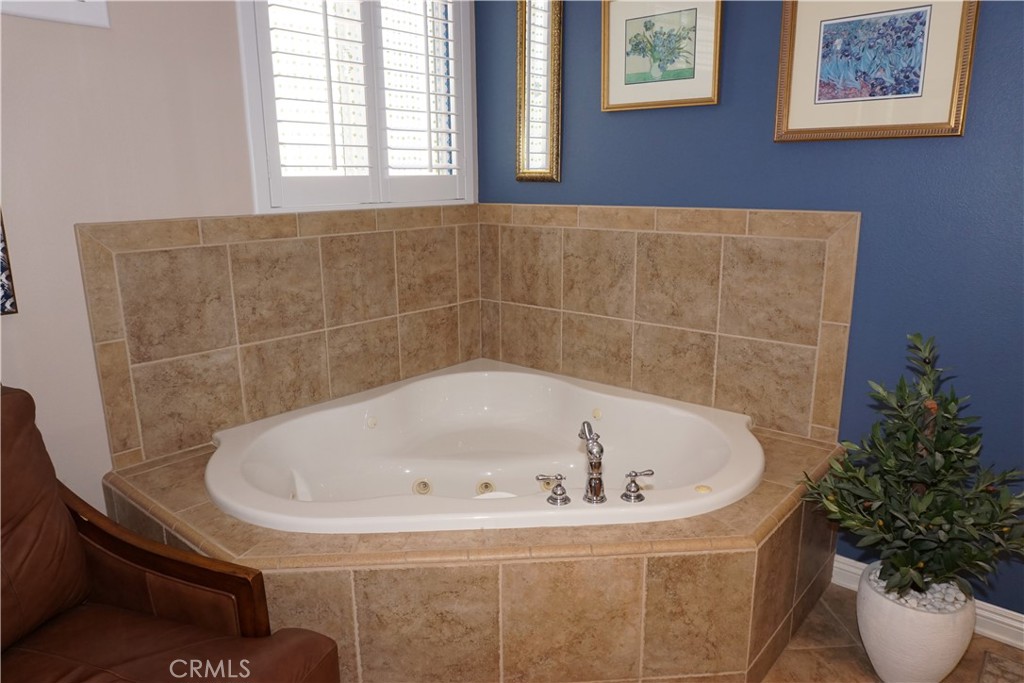 22142 Hoofbeat Property Photo 26