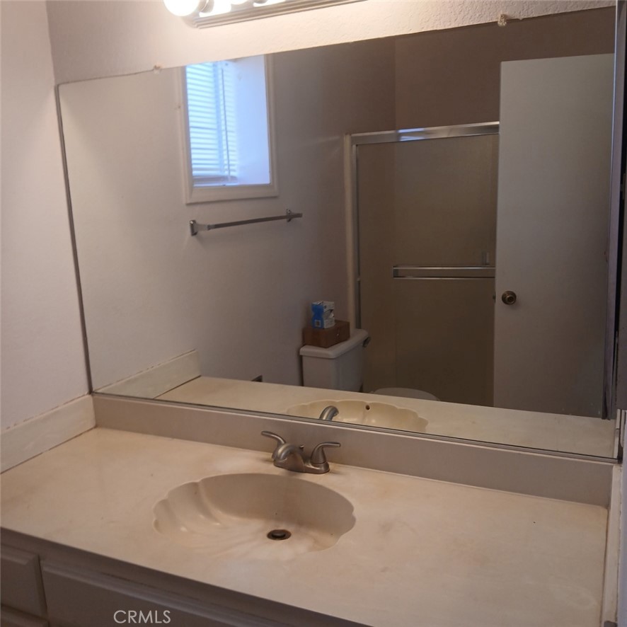 2439 West Acacia Avenue Property Photo 11