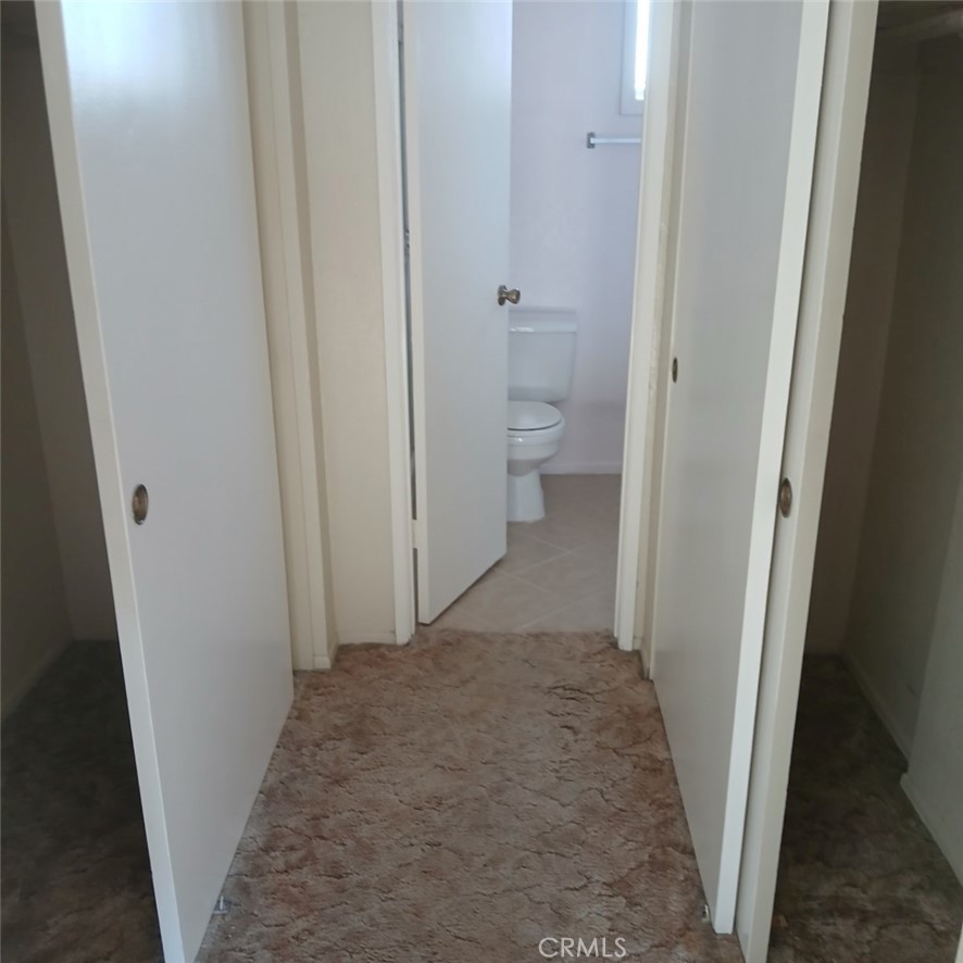 2439 West Acacia Avenue Property Photo 13