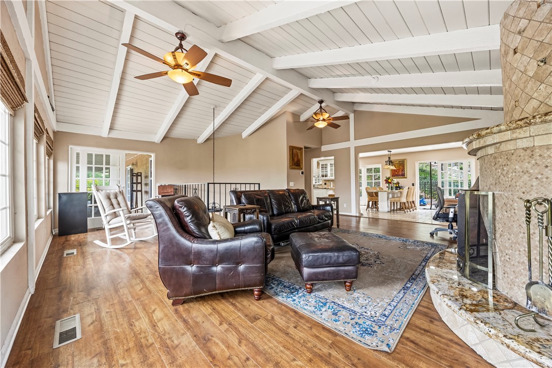 1485 Via Ladera Property Photo 8