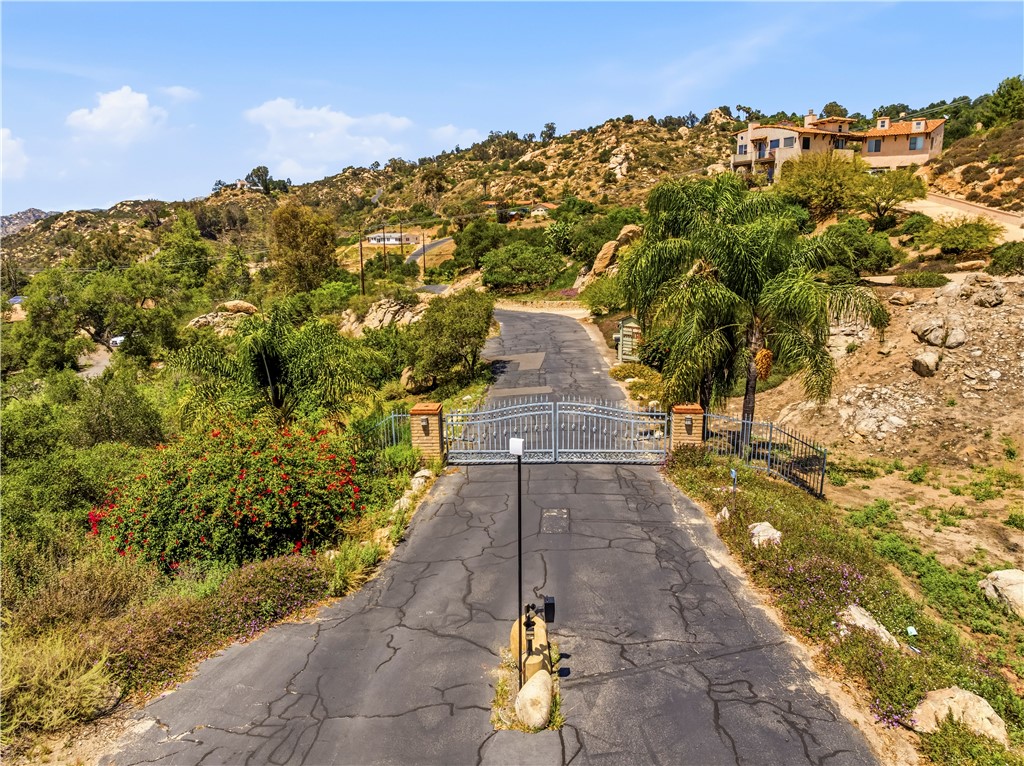 1485 Via Ladera Property Photo 43