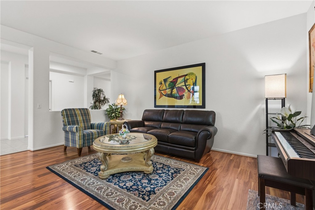 33145 Vermont Property Photo 5
