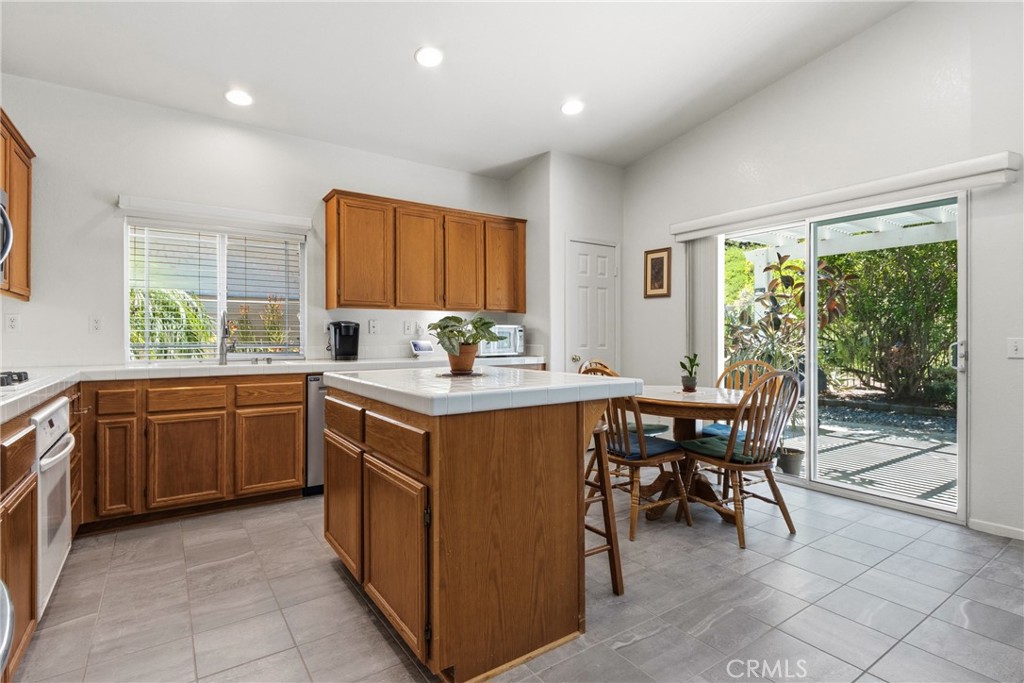 33145 Vermont Property Photo 16