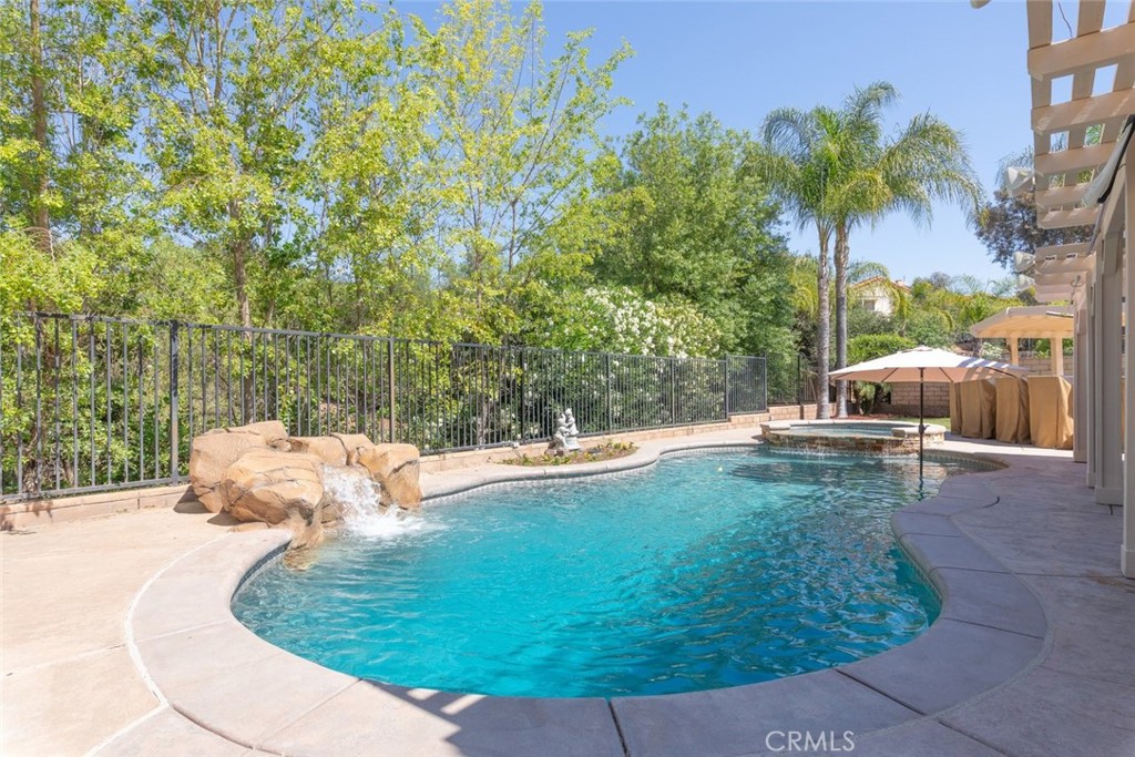 36393 Provence Property Photo 28