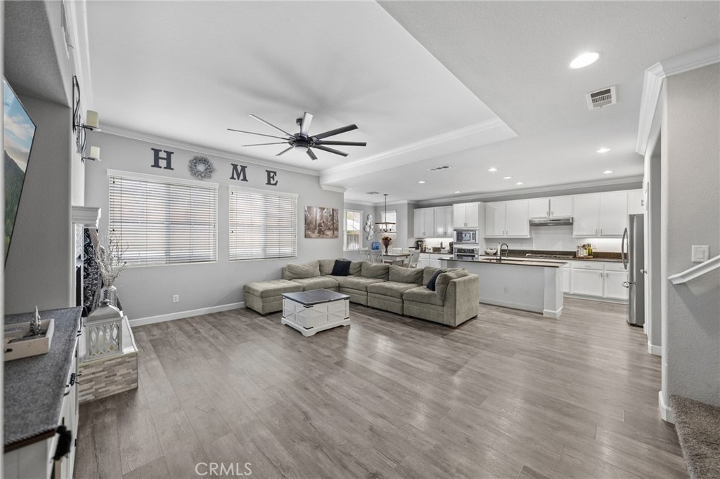 40259 Hannah Way Property Photo 1