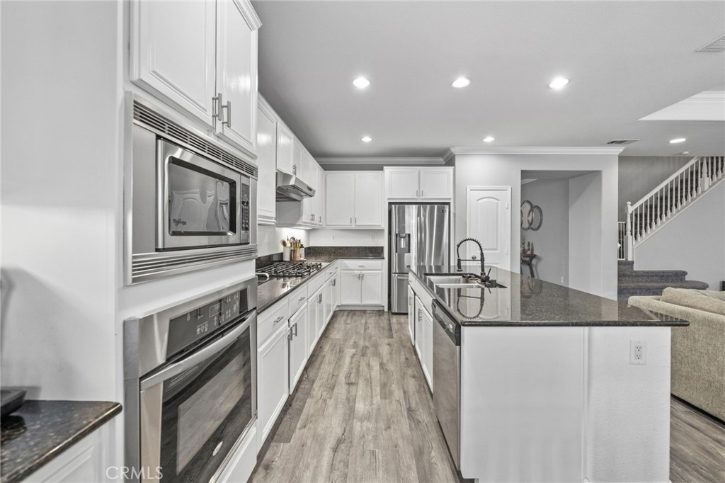 40259 Hannah Way Property Photo 16