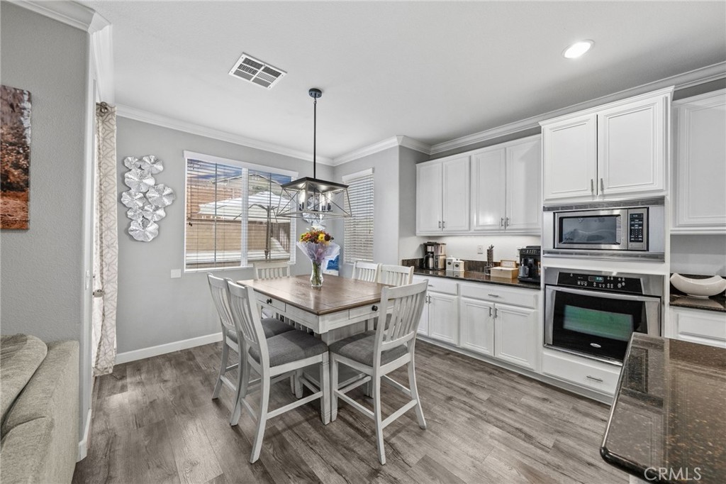 40259 Hannah Way Property Photo 17