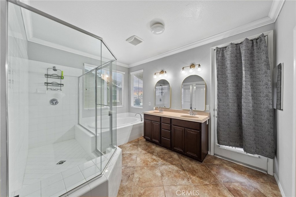 40259 Hannah Way Property Photo 35
