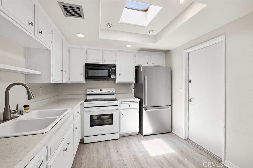 38750 Via Las Flores Property Photo 31