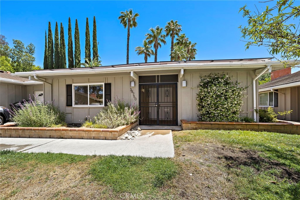 38750 Via Las Flores Property Photo 44